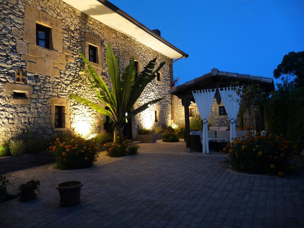 Posada El Pozo Castañedo Esterno foto