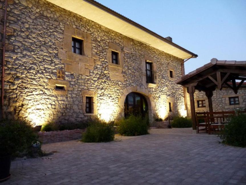 Posada El Pozo Castañedo Esterno foto